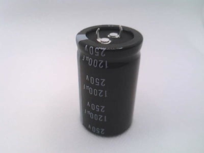 NICHICON LGW2E122MELB50