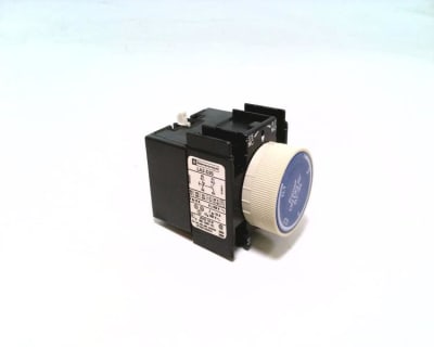 SCHNEIDER ELECTRIC LA2-D20