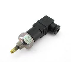 GEMS SENSORS PDTF-140F-R-6MNZ-C-HC