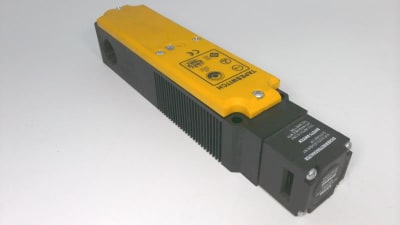 TAPESWITCH 300ENL-528A110C