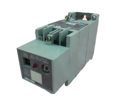 ALLEN BRADLEY 700-RT00N100A1