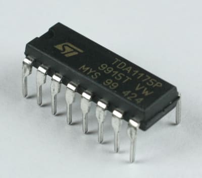 ST MICRO TDA1175P