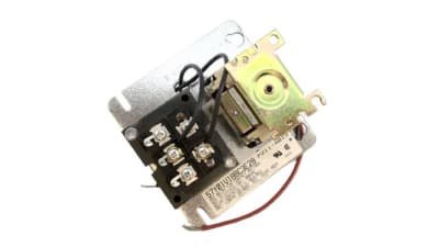 UNITED TECHNOLOGIES P211-4013