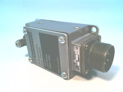 TELEMECANIQUE SENSORS PL100WDL2M7