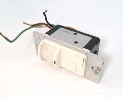 LEVITON PR180-1LW
