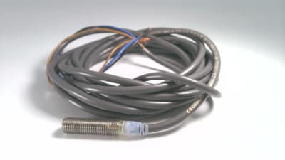OMRON E2A-S08KS02-WP-C1 3M