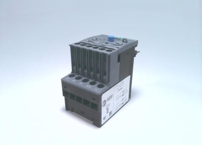 SIEMENS 3RB3113-4PB0