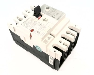 MITSUBISHI NV100-SRU3P40A30