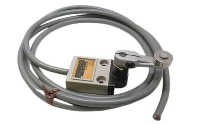 OMRON D4C1920