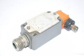SIEMENS 3SE3-120-6GA10