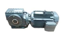 SEW EURODRIVE SA67/TDRN100L4/BE5HR