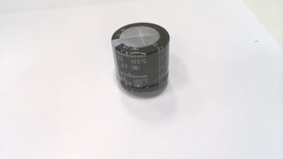 NICHICON LGY1K332MELC30