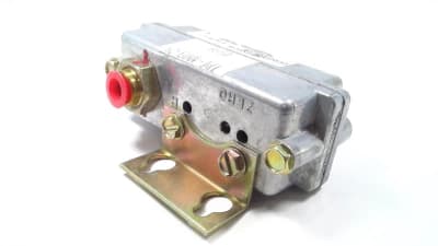 JOHNSON CONTROLS P-5275-2