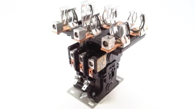 SCHNEIDER ELECTRIC 2200-EBC530AA-77