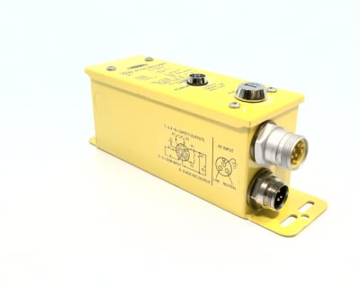 BANNER ENGINEERING EZAC-R15A-QE8-QS83