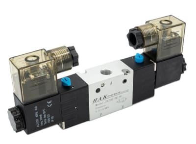 HAK FLUID POWER EQUIPMENT 3V220-06 (24V DC)