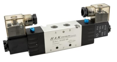 HAK FLUID POWER EQUIPMENT 4V320-08 (24V DC)