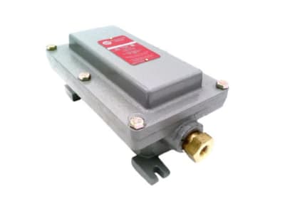 ALLEN BRADLEY 836-C2E