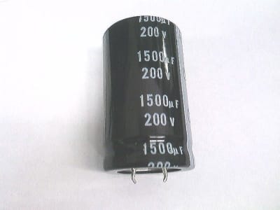 NICHICON LGU2D152MELB