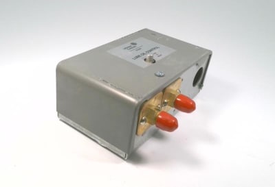 JOHNSON CONTROLS P145NCA-12C
