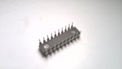 ANALOG DEVICES AD573JNZ