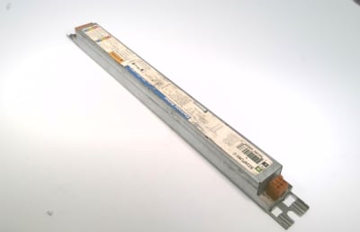 UNIVERSAL LIGHTING TECHNOLOGY B224PUNV-C001C