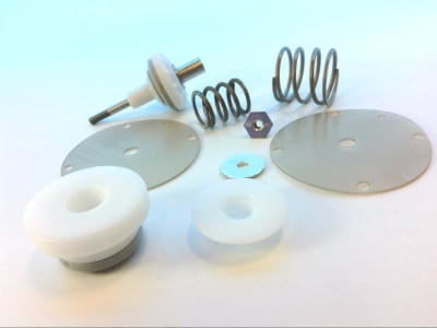 UNIVER GROUP AG-9670