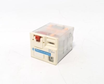SCHNEIDER ELECTRIC RPM31P7