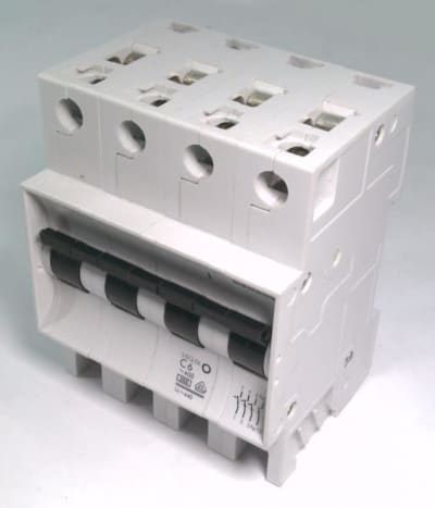 SIEMENS 5SQ2670-0KA06