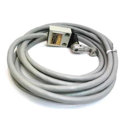 OMRON D4C-1620
