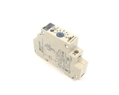 SCHNEIDER ELECTRIC RE1-LA004