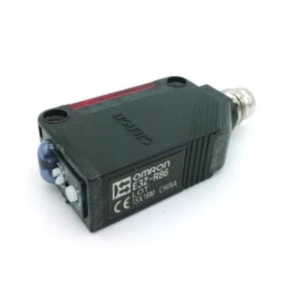 OMRON E3Z-R86