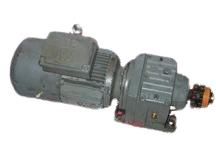 SEW EURODRIVE R87DRE132M4