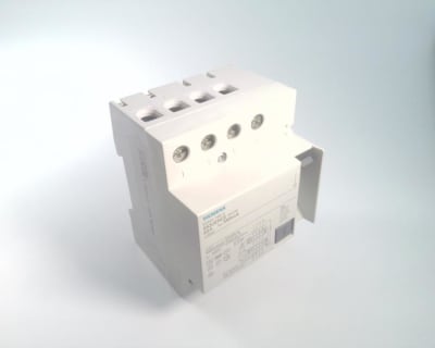 SIEMENS 5SM3746-4