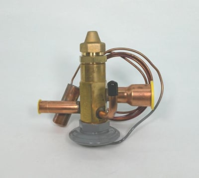 DAIKIN INDUSTRIES 111011635