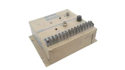 SCHNEIDER ELECTRIC DS-33