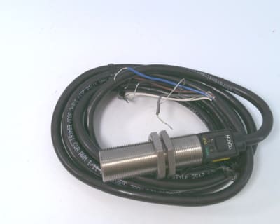 BANNER ENGINEERING M18TB8