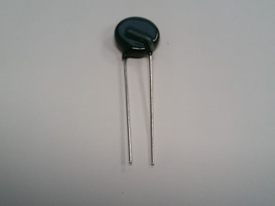 UNITED CHEMI CON TND14V-471KB00AAA0