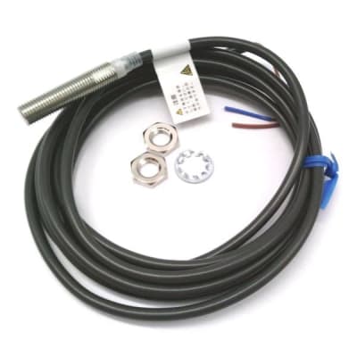 OMRON E2E-X1R5Y1