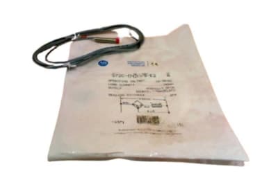 ALLEN BRADLEY 872C-DH2NP8-E2