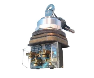 ALLEN BRADLEY 800T-E15A