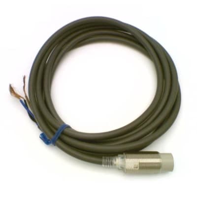 OMRON E2E-X10ME1 2M