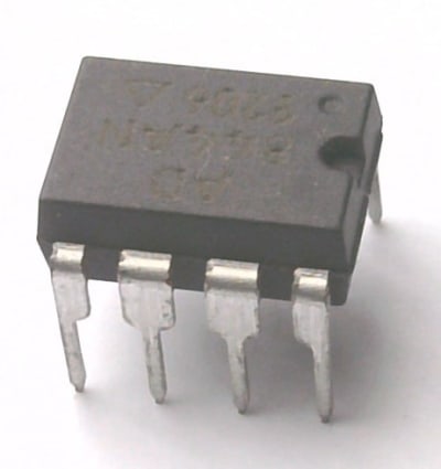 ANALOG DEVICES AD844ANZ