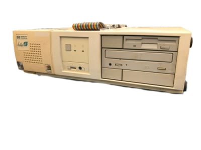HEWLETT PACKARD COMPUTER D4592A