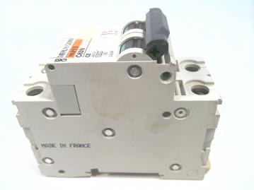 SCHNEIDER ELECTRIC C60N-C2