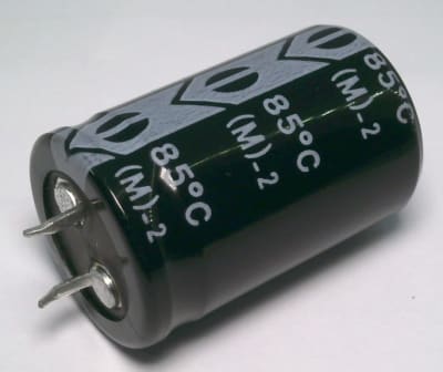 MULTICOMP MCLPR63V478M26X40