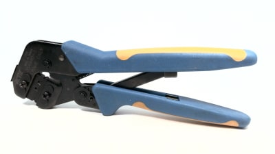 TE CONNECTIVITY 354940-1