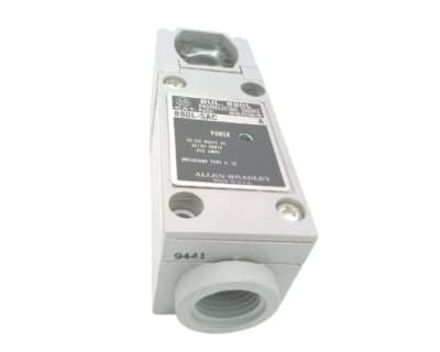ALLEN BRADLEY 880L-SAC