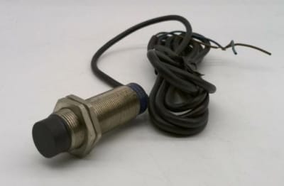 SCHNEIDER ELECTRIC XS2M18MB230