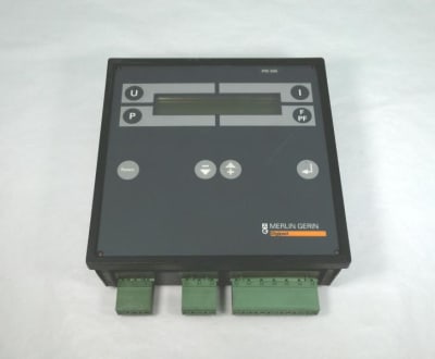 SCHNEIDER ELECTRIC PM300